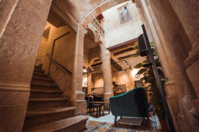 Luxury 4 Bedroom Palazzino in Valletta - Beautiful Rooftop lounge